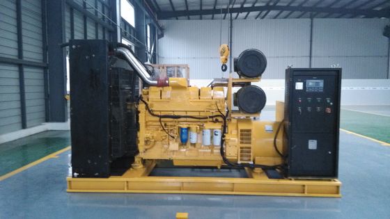 Brushless 200kw stille dieselgenerator ingesteld in lijn / V-type